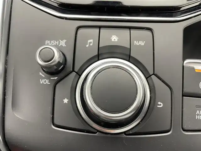 マツダ ＣＸ－５ XD Lパッケージ 熊本県 2017(平29)年 12.8万km スノーフレイクホワイトパールマイカ サンルーフ　/純正ナビ（ＣＤ・ＤＶＤ・ＢＴ・ＳＤ・ＵＳＢ）/バックカメラ　/ＥＴＣ　/レーダークルーズコントロール　/ＤＡＭＤエアロ（Ｆ・Ｓ・Ｒ）/前席シートヒーター　/前後クリアランスソナー/パワーバックドア/レーンキープアシスト/アイドリングストップ/ブラインドスポットモニター/純正フロアマット/純正19インチAW/オートライト/LEDヘッドライト/フォグランプ/スマートキー/プッシュスタート/スペアキー1本/保証書/取扱説明書