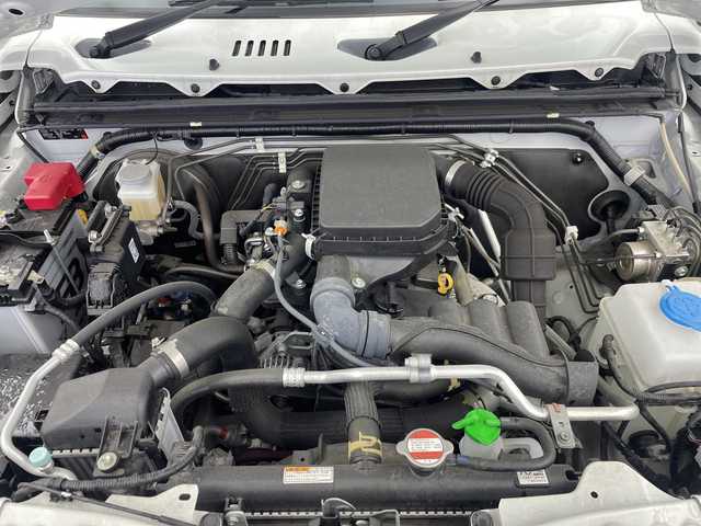 スズキ ジムニー XC 三重県 2020(令2)年 2.5万km ピュアホワイトP /禁煙車//社外フロントバンパー//社外DEAN製アルミホイール//社外グリル//純正8型ナビ/　フルセグTV/Bluetooth/CD/DVD//スズキセーフティーサポート//純正LEDヘッドライト//社外シートカバー//シートヒーター//オートエアコン//バックカメラ//スマートキー//クルーズコントロール//社外フロアマット//ドラレコ//スマートキー//スペアキー//アイドリングストップ//ドアバイザー