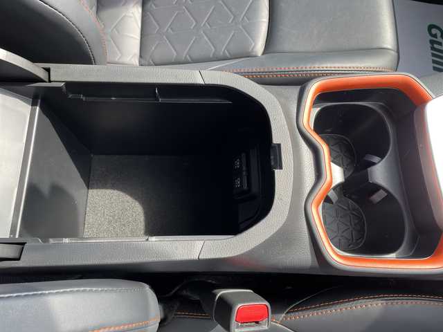 トヨタ ＲＡＶ４ アドベンチャー 岩手県 2019(令1)年 4.1万km アティチュードブラックマイカ 社外ナビ(CD/DVD/ラジオ/Bluetooth)/フルセグテレビ/バックカメラ/プリクラッシュセーフティ/レーントレーシングアシスト/レーダークルーズコントロール/オートハイビーム/ロードサインアシスト/コーナーセンサー/パワーバックドア/ETC/ルーフレール/前方ドライブレコーダー/横滑り防止機能/LEDヘッドライト/フォグランプ/スマートキー(×2)/プッシュスタート/純正アルミホイール/電動格納ミラー/ウィンカーミラー/ドアバイザー