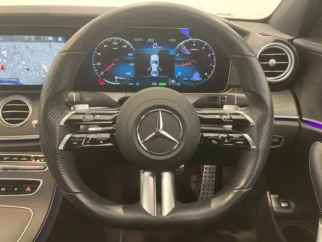 メルセデス・ベンツ Ｍ・ベンツ Ｅ２００ 4マチック スポーツ 熊本県 2022(令4)年 4.4万km ダイヤモンドホワイト ・スマートキー/・プッシュスタート/・パノラマサンルーフ/・アクティブステアリングアシスト/・アクティブレーンキーピングアシスト/・道路標識アシスト/・アクティブブレーキアシスト/・アテンションアシスト/・ブラインドスポットモニター/・レーンチェンジアシスト/・インテリジェントライトシステム/・クルーズコントロール(追従式)/・黒革シート/・前席パワーシート/・全席シートヒーター/・純正メモリナビ/　【Bluetooth・USB・AppleCarPlay・AndroidAuto】/・Burmesterサウンドシステム/・フルセグTV/・全方位カメラ/・ETC2.0/・ドライブレコーダー(前後録画)/・パワートランク/・LEDヘッドランプ/・純正マット