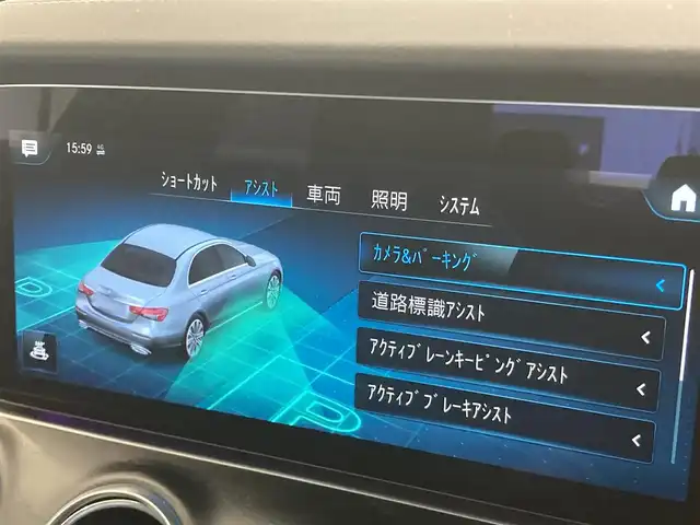 メルセデス・ベンツ Ｍ・ベンツ Ｅ２００ 4マチック スポーツ 熊本県 2022(令4)年 4.4万km ダイヤモンドホワイト ・スマートキー/・プッシュスタート/・パノラマサンルーフ/・アクティブステアリングアシスト/・アクティブレーンキーピングアシスト/・道路標識アシスト/・アクティブブレーキアシスト/・アテンションアシスト/・ブラインドスポットモニター/・レーンチェンジアシスト/・インテリジェントライトシステム/・クルーズコントロール(追従式)/・黒革シート/・前席パワーシート/・全席シートヒーター/・純正メモリナビ/　【Bluetooth・USB・AppleCarPlay・AndroidAuto】/・Burmesterサウンドシステム/・フルセグTV/・全方位カメラ/・ETC2.0/・ドライブレコーダー(前後録画)/・パワートランク/・LEDヘッドランプ/・純正マット