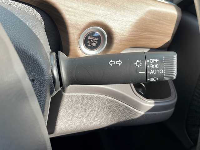 ホンダ フリード G ホンダセンシング 大阪府 2020(令2)年 0.9万km クリスタルブラックパール ワンオーナー/純正メモリナビ/・AM/FM/Bluetooth/・フルセグテレビ/バックカメラ/ビルトインETC/ドライブレコーダー/クルーズコントロール/衝突軽減ブレーキ/レーンキープアシスト/アイドリングストップ/横滑り防止装置/両側パワースライド/シートヒーター（D席+N席）/LEDヘッドライト/オートライト/オートエアコン/プッシュスタートボタン/スマートキー/ステアリングリモコン/純正17インチアルミホイール/USBジャック/純正フロアマット/保証書/取扱説明書