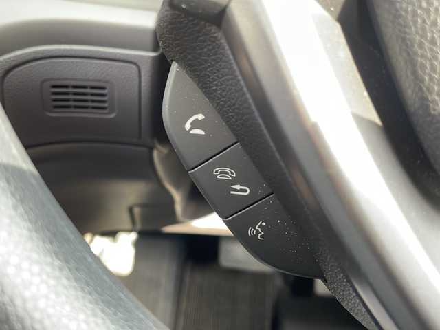 ホンダ フリード G ホンダセンシング 大阪府 2020(令2)年 0.9万km クリスタルブラックパール ワンオーナー/純正メモリナビ/・AM/FM/Bluetooth/・フルセグテレビ/バックカメラ/ビルトインETC/ドライブレコーダー/クルーズコントロール/衝突軽減ブレーキ/レーンキープアシスト/アイドリングストップ/横滑り防止装置/両側パワースライド/シートヒーター（D席+N席）/LEDヘッドライト/オートライト/オートエアコン/プッシュスタートボタン/スマートキー/ステアリングリモコン/純正17インチアルミホイール/USBジャック/純正フロアマット/保証書/取扱説明書