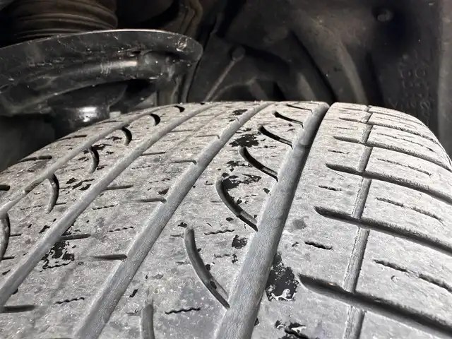 トヨタ ＲＡＶ４ アドベンチャー 宮城県 2020(令2)年 5.4万km アッシュグレーメタリック/アーバンカーキ 2トーンルーフ/・アッシュグレーメタリックルーフ/・アッシュグレーメタリックリアスポイラー/・ブラックドアミラー/インテリジェントクリアランスソナー/応急用スペアタイヤ/＝＝＝/セーフティセンス/・プリクラッシュセーフティ/・レーントレーシングアシスト/・レーダークルーズコントロール/・オートマチックハイビーム/・ロードサインアシスト/・先行車発進告知/純正9インチナビ（NSZT-Y68T）/・CD/DVD/・Bluetooth/・フルセグTV/・SD音楽録音機能/バックカメラ/ビルトインETC/ドライブレコーダー/ステアリングスイッチ/電動パーキングブレーキ/ブレーキホールド/LEDヘッドライト/フォグランプ/オートライト/スマートキー＆プッシュスタート/スペアキー/電動格納ミラー/ルーフレール/純正19インチAW/フロアマット/ドアバイザー/W/サイド/カーテンエアバッグ/取扱説明書