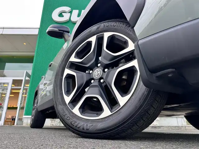 トヨタ ＲＡＶ４ アドベンチャー 宮城県 2020(令2)年 5.4万km アッシュグレーメタリック/アーバンカーキ 2トーンルーフ/・アッシュグレーメタリックルーフ/・アッシュグレーメタリックリアスポイラー/・ブラックドアミラー/インテリジェントクリアランスソナー/応急用スペアタイヤ/＝＝＝/セーフティセンス/・プリクラッシュセーフティ/・レーントレーシングアシスト/・レーダークルーズコントロール/・オートマチックハイビーム/・ロードサインアシスト/・先行車発進告知/純正9インチナビ（NSZT-Y68T）/・CD/DVD/・Bluetooth/・フルセグTV/・SD音楽録音機能/バックカメラ/ビルトインETC/ドライブレコーダー/ステアリングスイッチ/電動パーキングブレーキ/ブレーキホールド/LEDヘッドライト/フォグランプ/オートライト/スマートキー＆プッシュスタート/スペアキー/電動格納ミラー/ルーフレール/純正19インチAW/フロアマット/ドアバイザー/W/サイド/カーテンエアバッグ/取扱説明書