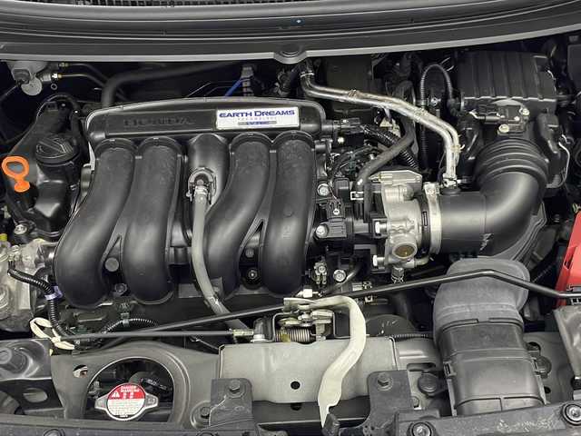 ホンダ フリード クロスター ホンダセンシング 三重県 2022(令4)年 1.8万km クリスタルブラックパール 禁煙車　/両側パワースライドドア　/社外ナビ　/フルセグＴＶ/CD/DVD/MSV　/ハーフレザーシート　/シートヒーター　/レーダークルーズコントロール　/バックカメラ　/ルーフレール　/純正ＬＥＤライト/フォグライト　/ステアリングリモコン/コーナーセンサー
