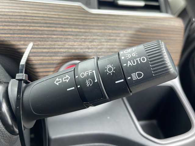 ホンダ フリード クロスター ホンダセンシング 大阪府 2022(令4)年 1.8万km クリスタルブラックパール KENWOOD7インチナビ/・バックカメラ/・フルセグテレビ/DVD/・CD/BT/AM/FM/両側パワースライドドア　　/レーダークルーズコントロール　　/ルーフレール　/純正ＬＥＤライト/フォグライト　/コーナーセンサー/レーンアシスト/横滑り防止装置/ハーフレザーシート　/シートヒーター/ステアリングリモコン/スペアキー1本