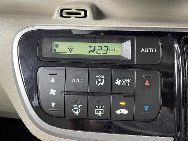 ホンダ Ｎ ＢＯＸ G Lパッケージ 大分県 2014(平26)年 8.9万km イノセントブルーメタリック 社外8インチメモリナビ：AVIC-RL09/BT/CD/DVD/SD/AM/FM/バックカメラ/後席モニター：TVM-FW1010/両側パワースライドドア/Wエアバック＋カーテンエアバック/CTBA(シティブレーキアクティブシステム）/ステアリングスイッチ/チップアップシート/ドアバイザー/純正フロアマット/社外14インチAW