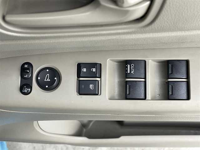ホンダ Ｎ ＢＯＸ G Lパッケージ 大分県 2014(平26)年 8.9万km イノセントブルーメタリック 社外8インチメモリナビ：AVIC-RL09/BT/CD/DVD/SD/AM/FM/バックカメラ/後席モニター：TVM-FW1010/両側パワースライドドア/Wエアバック＋カーテンエアバック/CTBA(シティブレーキアクティブシステム）/ステアリングスイッチ/チップアップシート/ドアバイザー/純正フロアマット/社外14インチAW