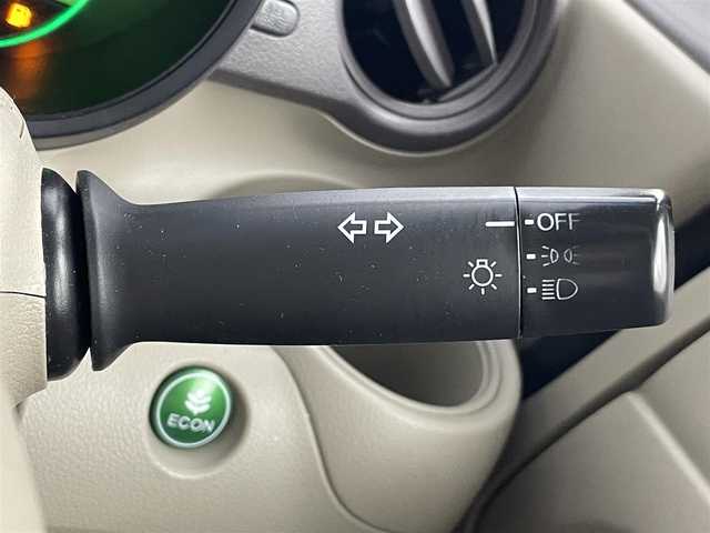 ホンダ Ｎ ＢＯＸ G Lパッケージ 大分県 2014(平26)年 8.9万km イノセントブルーメタリック 社外8インチメモリナビ：AVIC-RL09/BT/CD/DVD/SD/AM/FM/バックカメラ/後席モニター：TVM-FW1010/両側パワースライドドア/Wエアバック＋カーテンエアバック/CTBA(シティブレーキアクティブシステム）/ステアリングスイッチ/チップアップシート/ドアバイザー/純正フロアマット/社外14インチAW