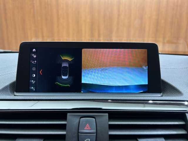 ＢＭＷ ２２０ｉ カブリオレ ラグジュアリー 千葉県 2018(平30)年 2.7万km 黒Ｍ ＡＣＣ　/赤革シート　/ナビ　/Ｂｌｕｅｔｏｏｔｈ接続　/Ｂカメラ　/電動シート　/シートＨ　/パークディスタンス　/コンフォートアクセス　/ドライビングアシスト　/アダブティブＬＥＤヘッドライト　/衝突軽減Ｂ　/ＬＫＳ