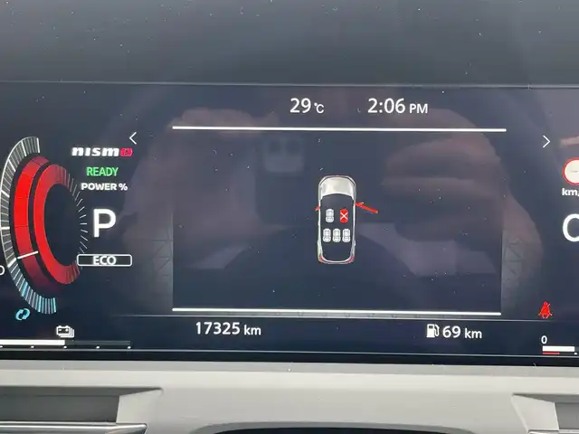 日産 オーラ ニスモ 東京都 2023(令5)年 1.8万km スーパーブラック 360°セーフティアシスト/・インテリジェント エマージェンシーブレーキ/・踏み間違い衝突防止アシスト/・インテリジェント FCW/・インテリジェント LI/・インテリジェント BSI/プロパイロット/メーカーオプション9インチナビ/アラウンドビューモニター/HDMI/AppleCarplay/androidauto/レザー調シートカバー/シートヒーター/ステアリングヒーター/ワイヤレス充電/ADVANレーシングアルミ（TC-4）/RS-Rダウンサス（純正サス積込）/パイオニア製ツイーター/レーダー探知機/ビルトインETC2.0/ドライブレコーダー/保証書・取説・スペアキー
