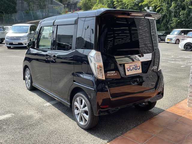 日産 デイズ ルークス ハイウェイスターターボ 高知県 2014(平26)年 9.4万km ブラック (株)IDOMが運営する【じしゃロン高知店】の自社ローン専用車両になりますこちらは現金またはオートローンご利用時の価格です。自社ローンご希望の方は別途その旨お申付け下さい
