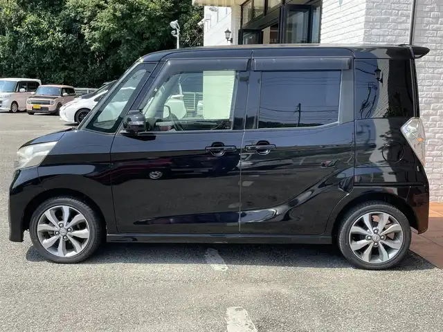 日産 デイズ ルークス ハイウェイスターターボ 高知県 2014(平26)年 9.4万km ブラック (株)IDOMが運営する【じしゃロン高知店】の自社ローン専用車両になりますこちらは現金またはオートローンご利用時の価格です。自社ローンご希望の方は別途その旨お申付け下さい