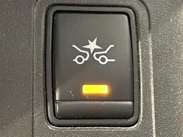 日産 セレナ ハイウェイスターVセレクションⅡ 愛知県 2017(平29)年 12万km ブリリアントホワイトパール 純正１０インチナビ　/(FM/AM/フルセグTV/SD/CD・DVD・ブルーレイ再生）/プロパイロット　/純正フリップダウンモニター　/アラウンドビューモニター　/衝突軽減ブレーキ　/両側電動スライドドア　/インテリジェントパーキングアシスト/ビルトインＥＴＣ　/デジタルインナーミラー　/車線逸脱警報/ハンドル支援/ソナー　/ＬＥＤヘッドライト/フォグランプ/アイドリングストップ/電動パーキングブレーキ/オートブレーキホールド機能/アクセサリーソケット/プッシュスタート/　　-スマートキー/後席サンシェード