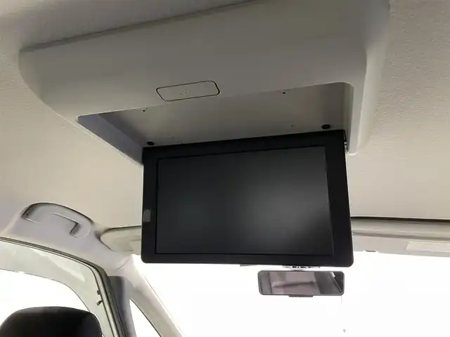 日産 セレナ ハイウェイスターVセレクションⅡ 愛知県 2017(平29)年 12万km ブリリアントホワイトパール 純正１０インチナビ　/(FM/AM/フルセグTV/SD/CD・DVD・ブルーレイ再生）/プロパイロット　/純正フリップダウンモニター　/アラウンドビューモニター　/衝突軽減ブレーキ　/両側電動スライドドア　/インテリジェントパーキングアシスト/ビルトインＥＴＣ　/デジタルインナーミラー　/車線逸脱警報/ハンドル支援/ソナー　/ＬＥＤヘッドライト/フォグランプ/アイドリングストップ/電動パーキングブレーキ/オートブレーキホールド機能/アクセサリーソケット/プッシュスタート/　　-スマートキー/後席サンシェード