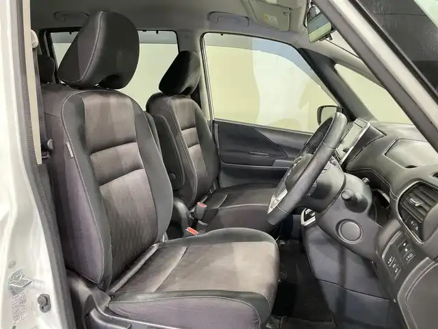 日産 セレナ ハイウェイスターVセレクションⅡ 愛知県 2017(平29)年 12万km ブリリアントホワイトパール 純正１０インチナビ　/(FM/AM/フルセグTV/SD/CD・DVD・ブルーレイ再生）/プロパイロット　/純正フリップダウンモニター　/アラウンドビューモニター　/衝突軽減ブレーキ　/両側電動スライドドア　/インテリジェントパーキングアシスト/ビルトインＥＴＣ　/デジタルインナーミラー　/車線逸脱警報/ハンドル支援/ソナー　/ＬＥＤヘッドライト/フォグランプ/アイドリングストップ/電動パーキングブレーキ/オートブレーキホールド機能/アクセサリーソケット/プッシュスタート/　　-スマートキー/後席サンシェード