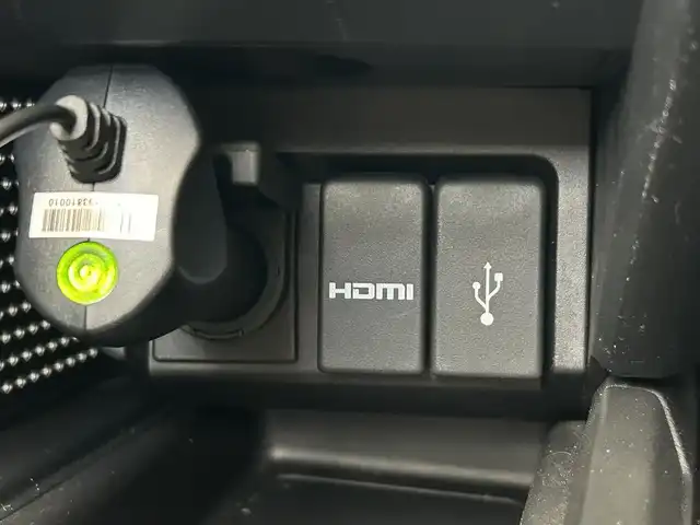 ホンダ Ｓ６６０ α 佐賀県 2015(平27)年 3.5万km プレミアムスターホワイトパール 6MT/無限エアロ/・フロントアンダースポイラー/・サイドスポイラー/・リアアンダースポイラー/柿本マフラー/Street車高調/純正サスペンション車載/純正ディスプレイ/・バックカメラ/AM/FM/BT/ポータブルナビ/・ワンセグTV/純正ドライブレコーダー/CTBA/ハーフレザーシート/LEDヘッドライト/社外AW/ETC/スペアキー×1/取扱説明書/保証書