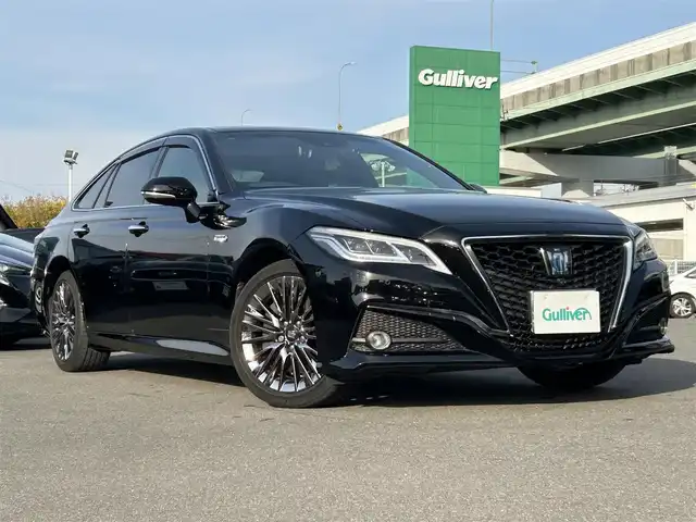 トヨタ クラウン ハイブリッド G－エグゼクティブ 愛知県 2019(令1)年 2.1万km ブラック トヨタセーフティーセンス/　・プリクラッシュセーフティ/　・レーントレーシングアシスト/　・レーダークルーズコントロール/　・ロードサインアシスト/　・アダプティブハイビームシステム/ブラインドスポット/サンルーフ/全方位カメラ/デジタルインナーミラー/純正ナビ/　・フルセグTV/　・Bluetooth/　・DVD/CD/　・AM/FM/　・USB/　・AUX/ドライブレコーダー（前後）/レザーシート/パワーシート（前席）/シートヒーター（前席）/シートクーラー（前席）/本革ステアリング/ステアリングヒーター/純正フロアマット/純正18インチAW/LEDヘッドライト/オートライト/カーテンエアバック/ビルトインETC/スマートキー