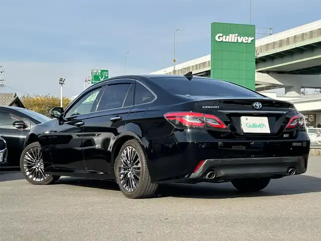 トヨタ クラウン ハイブリッド G－エグゼクティブ 愛知県 2019(令1)年 2.1万km ブラック トヨタセーフティーセンス/　・プリクラッシュセーフティ/　・レーントレーシングアシスト/　・レーダークルーズコントロール/　・ロードサインアシスト/　・アダプティブハイビームシステム/ブラインドスポット/サンルーフ/全方位カメラ/デジタルインナーミラー/純正ナビ/　・フルセグTV/　・Bluetooth/　・DVD/CD/　・AM/FM/　・USB/　・AUX/ドライブレコーダー（前後）/レザーシート/パワーシート（前席）/シートヒーター（前席）/シートクーラー（前席）/本革ステアリング/ステアリングヒーター/純正フロアマット/純正18インチAW/LEDヘッドライト/オートライト/カーテンエアバック/ビルトインETC/スマートキー