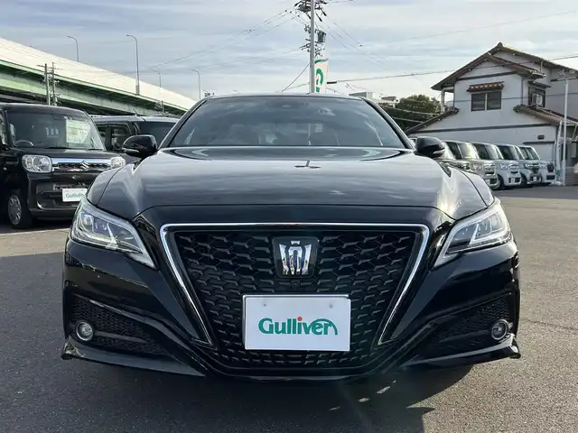 トヨタ クラウン ハイブリッド G－エグゼクティブ 愛知県 2019(令1)年 2.1万km ブラック トヨタセーフティーセンス/　・プリクラッシュセーフティ/　・レーントレーシングアシスト/　・レーダークルーズコントロール/　・ロードサインアシスト/　・アダプティブハイビームシステム/ブラインドスポット/サンルーフ/全方位カメラ/デジタルインナーミラー/純正ナビ/　・フルセグTV/　・Bluetooth/　・DVD/CD/　・AM/FM/　・USB/　・AUX/ドライブレコーダー（前後）/レザーシート/パワーシート（前席）/シートヒーター（前席）/シートクーラー（前席）/本革ステアリング/ステアリングヒーター/純正フロアマット/純正18インチAW/LEDヘッドライト/オートライト/カーテンエアバック/ビルトインETC/スマートキー
