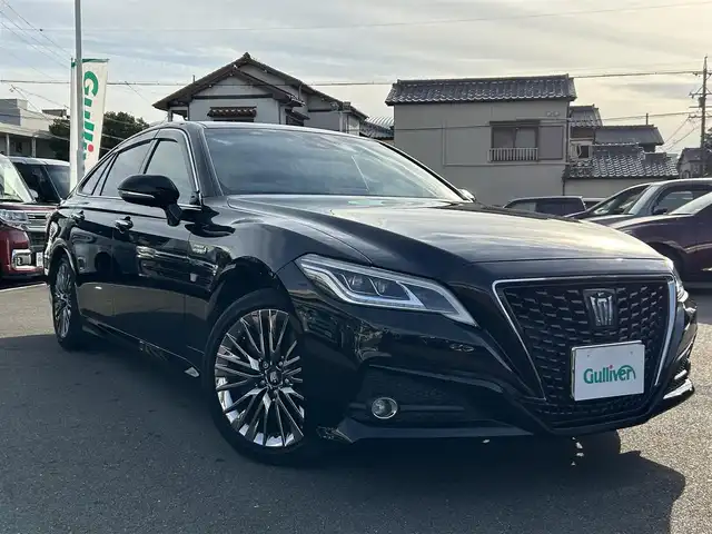 トヨタ クラウン ハイブリッド G－エグゼクティブ 愛知県 2019(令1)年 2.1万km ブラック トヨタセーフティーセンス/　・プリクラッシュセーフティ/　・レーントレーシングアシスト/　・レーダークルーズコントロール/　・ロードサインアシスト/　・アダプティブハイビームシステム/ブラインドスポット/サンルーフ/全方位カメラ/デジタルインナーミラー/純正ナビ/　・フルセグTV/　・Bluetooth/　・DVD/CD/　・AM/FM/　・USB/　・AUX/ドライブレコーダー（前後）/レザーシート/パワーシート（前席）/シートヒーター（前席）/シートクーラー（前席）/本革ステアリング/ステアリングヒーター/純正フロアマット/純正18インチAW/LEDヘッドライト/オートライト/カーテンエアバック/ビルトインETC/スマートキー