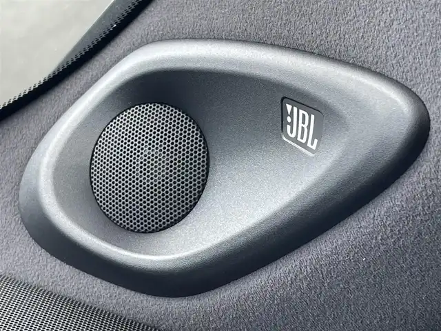 トヨタ ランドクルーザー ZX 福岡県 2024(令6)年 0.3万km プレシャスホワイトパール ワンオーナー/モデリスタエアロ/ムーンルーフ/JBLプレミアムサウンドシステム/12.3インチディスプレイオーディオPlus/フルセグTV/CD/DVD/BT/SD/AM/FM/applecarplay/androidauto/Miracast/パノラミックビューモニター/トヨタセーフティセンス/PCS/LTA/RSA/PKSB/レーダークルーズコントロール/LEDヘッドランプ/オートマチックハイビーム/BSM/クリアランスソナー/指紋認証スタートスイッチ/ハンズフリーパワーバックドア/D/Nパワーシート/快適温熱シート＆シートベンチレーション/ステアリングヒーター/電動パーキングブレーキ/ブレーキホールド/純正20インチAW/ビルトインETC2.0/アクセサリーコンセント