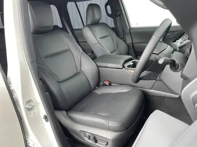 トヨタ ランドクルーザー ZX 福岡県 2024(令6)年 0.3万km プレシャスホワイトパール ワンオーナー/モデリスタエアロ/ムーンルーフ/JBLプレミアムサウンドシステム/12.3インチディスプレイオーディオPlus/フルセグTV/CD/DVD/BT/SD/AM/FM/applecarplay/androidauto/Miracast/パノラミックビューモニター/トヨタセーフティセンス/PCS/LTA/RSA/PKSB/レーダークルーズコントロール/LEDヘッドランプ/オートマチックハイビーム/BSM/クリアランスソナー/指紋認証スタートスイッチ/ハンズフリーパワーバックドア/D/Nパワーシート/快適温熱シート＆シートベンチレーション/ステアリングヒーター/電動パーキングブレーキ/ブレーキホールド/純正20インチAW/ビルトインETC2.0/アクセサリーコンセント