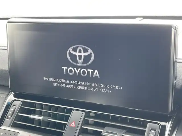 トヨタ ランドクルーザー ZX 福岡県 2024(令6)年 0.3万km プレシャスホワイトパール ワンオーナー/モデリスタエアロ/ムーンルーフ/JBLプレミアムサウンドシステム/12.3インチディスプレイオーディオPlus/フルセグTV/CD/DVD/BT/SD/AM/FM/applecarplay/androidauto/Miracast/パノラミックビューモニター/トヨタセーフティセンス/PCS/LTA/RSA/PKSB/レーダークルーズコントロール/LEDヘッドランプ/オートマチックハイビーム/BSM/クリアランスソナー/指紋認証スタートスイッチ/ハンズフリーパワーバックドア/D/Nパワーシート/快適温熱シート＆シートベンチレーション/ステアリングヒーター/電動パーキングブレーキ/ブレーキホールド/純正20インチAW/ビルトインETC2.0/アクセサリーコンセント