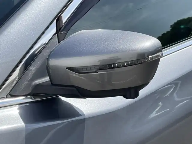 日産 エクストレイル ハイブリッド 20Xi 岩手県 2019(平31)年 10.6万km ダークメタルグレー 禁煙車/純正8インチナビ/→フルセグTV/Bluetooth/CD/DVD/FM/AM/全方位カメラ/バックカメラ/フリップダウンモニター/ETC/前方ドライブレコーダー/ルーフレール/パワーバックドア/プロパイロット/・レーンアシスト/・衝突軽減ブレーキ/・ブラインドスポットモニター/・レーダークルーズコントロール/・進入禁止警報/・クリアランスソナー/シートヒーター/ダウンヒルアシスト/ステアリングスイッチ/LEDヘッドライト/電子パーキングブレーキ/オートホールド/スマートキー/〇プッシュスタート/〇電動格納ミラー/〇ドアバイザー/〇フロアマット/オートライト/純正17インチアルミホイール