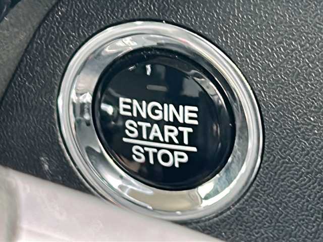 ホンダ ステップワゴン スパーダ クルスピセンシング 千葉県 2020(令2)年 2.6万km プレミアムスパークルブラックパール １０インチナビ　クルーズコントロール　ＥＴＣ　アイドリングストップ　Ｂｔ　フルセグＴＶ　ＨＤＭＩ　デジタルミラー　フリップダウンモニター　ドライブレコーダー　全方位カメ　ＬＥＤライト　オートライト