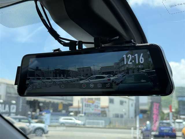 シトロエン Ｃ３ エディション2021 静岡県 2021(令3)年 3.1万km ベージュ ハーフレザーシート/ブラインドスポットアシスト/純正ディスプレイオーディオ/(Bluetooth/CarPlay/MirrorLink)/衝突被害軽減システム/バックカメラ/クルーズコントロール/レーンキープアシスト/パーキングアシスト/スマートキー/ETC/ミラー型ドライブレコーダー/純正フロアマット/純正17インチアルミホイール/保証書/取扱説明書/スペアキー