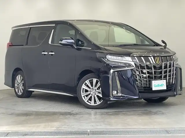 トヨタ アルファード S タイプゴールドⅡ 栃木県 2021(令3)年 3.7万km スパークリングブラックパールクリスタルシャイン 純正ナビ/(CD/DVD/Bluetooth/USB)/バックカメラ/トヨタセーフティーセンス/・衝突軽減ブレーキ/・車線逸脱警報/・オートマチックハイビーム/・先行車発進お知らせ機能/コーナーセンサー/BSM/ETC/後席モニター/両側パワースライドドア/ハーフレザーシート/禁煙車/オートライト/LEDヘッドライト/横滑り防止装置/フォグランプ/スマートキー/プッシュスタート/ステアリングスイッチ/革巻きステアリング/ウィンカーミラー/電動格納ミラー/純正18インチアルミホイール/純正フロアマット/デジタルインナーミラー