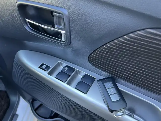 日産 デイズ ハイウェイスターG 鹿児島県 2014(平26)年 4.4万km ホワイトパール ワンオーナー/純正メモリナビ/　・CD・SD・USB・フルセグTV/ETC/アラウンドビューモニター/純正HIDヘッドライト/純正フォグライト/オートライト/アイドリングストップ/革巻きステアリング/ステアリングスイッチ/純正15インチアルミホイール/電動オート格納ウインカー付ドアミラー/純正フロアマット/純正ドアバイザー/取扱説明書、保証書/スペアキー×1本