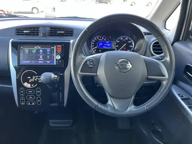 日産 デイズ ハイウェイスターG 鹿児島県 2014(平26)年 4.4万km ホワイトパール ワンオーナー/純正メモリナビ/　・CD・SD・USB・フルセグTV/ETC/アラウンドビューモニター/純正HIDヘッドライト/純正フォグライト/オートライト/アイドリングストップ/革巻きステアリング/ステアリングスイッチ/純正15インチアルミホイール/電動オート格納ウインカー付ドアミラー/純正フロアマット/純正ドアバイザー/取扱説明書、保証書/スペアキー×1本