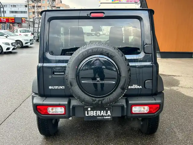 スズキ ジムニー シエラ JC 富山県 2024(令6)年 1.3万km 黒 社外ナビ/フルセグテレビ/Bluetooth接続/USB接続/AM/FMラジオ/DVD/CD再生/アイドリングストップ/プッシュスタート/クルーズコントロール/４WD/シートシートヒーター/オートエアコン/横滑り防止/衝突軽減/車線逸脱防止