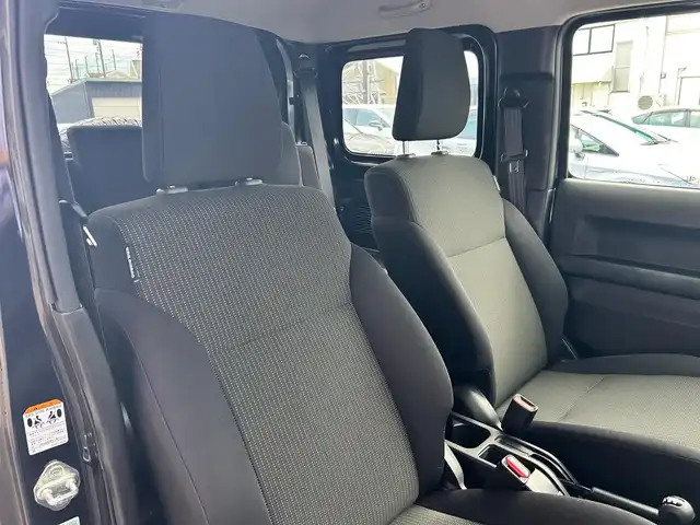 スズキ ジムニー シエラ JC 富山県 2024(令6)年 1.3万km 黒 社外ナビ/フルセグテレビ/Bluetooth接続/USB接続/AM/FMラジオ/DVD/CD再生/アイドリングストップ/プッシュスタート/クルーズコントロール/４WD/シートシートヒーター/オートエアコン/横滑り防止/衝突軽減/車線逸脱防止