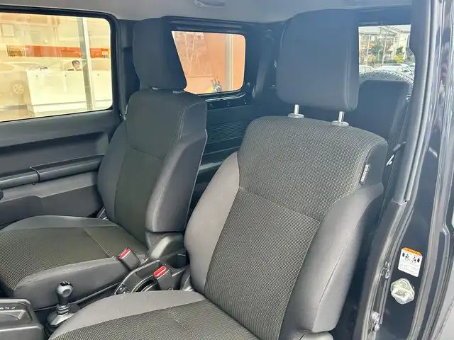 スズキ ジムニー シエラ JC 富山県 2024(令6)年 1.3万km 黒 社外ナビ/フルセグテレビ/Bluetooth接続/USB接続/AM/FMラジオ/DVD/CD再生/アイドリングストップ/プッシュスタート/クルーズコントロール/４WD/シートシートヒーター/オートエアコン/横滑り防止/衝突軽減/車線逸脱防止