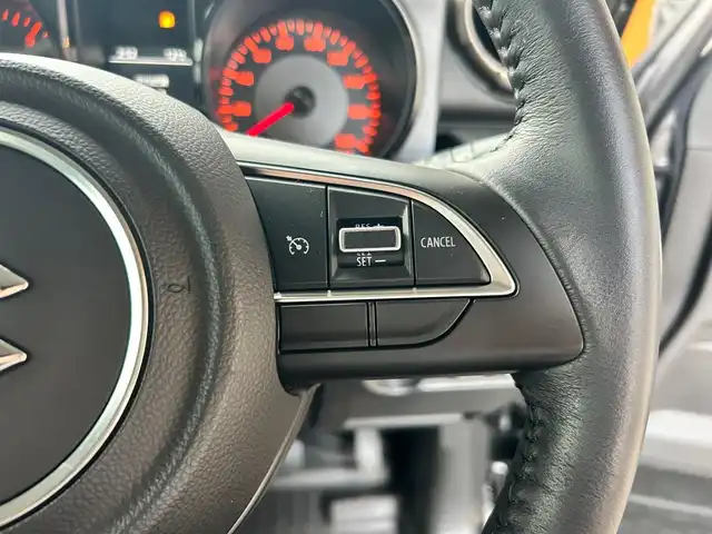 スズキ ジムニー シエラ JC 富山県 2024(令6)年 1.3万km 黒 社外ナビ/フルセグテレビ/Bluetooth接続/USB接続/AM/FMラジオ/DVD/CD再生/アイドリングストップ/プッシュスタート/クルーズコントロール/４WD/シートシートヒーター/オートエアコン/横滑り防止/衝突軽減/車線逸脱防止