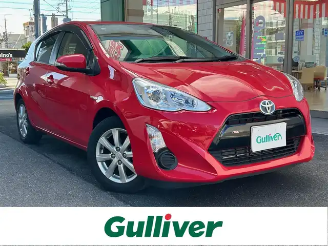 トヨタ アクア G 愛知県 2016(平28)年 1.1万km スーパーレッドⅤ ワンオーナー/TOYOTA SAFETY SENSE C/・プリクラッシュセーフティ/・レーンディパーチャーアラート/・オートマチックハイビーム/クルーズコントロール/純正ナビ〈NSZT-W６６T〉/DVD/Bluetooth/地デジTV/バックカメラ/前席シートヒーター/ビルトインETC/純正ドライブレコーダー〈DRT-H66A〉/純正１５インチAW/スマートキー＆プッシュスタート