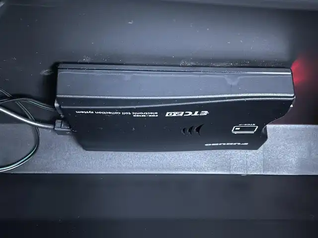 三菱 デリカミニ G プレミアム 岩手県 2023(令5)年 0.5万km アメジストブラック 4WD/ルーフレール/社外ディスプレイオーディオ/バックカメラ/アラウンドビューモニター/ETC2.0/アダプティブクルーズコントロール/両側パワースライドドア/前席シートヒーター/ステアリングヒーター/純正15インチアルミホイール/コーナーセンサー/取扱説明書/保証書/スペアキー1本