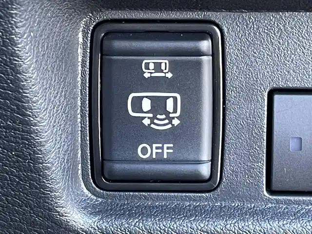 三菱 デリカミニ G プレミアム 岩手県 2023(令5)年 0.5万km アメジストブラック 4WD/ルーフレール/社外ディスプレイオーディオ/バックカメラ/アラウンドビューモニター/ETC2.0/アダプティブクルーズコントロール/両側パワースライドドア/前席シートヒーター/ステアリングヒーター/純正15インチアルミホイール/コーナーセンサー/取扱説明書/保証書/スペアキー1本