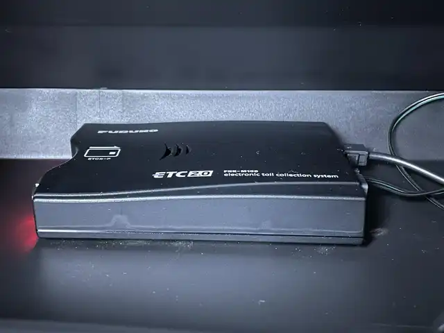 三菱 デリカミニ G プレミアム 岩手県 2023(令5)年 0.5万km アメジストブラック 4WD/ルーフレール/社外ディスプレイオーディオ/バックカメラ/アラウンドビューモニター/ETC2.0/アダプティブクルーズコントロール/両側パワースライドドア/前席シートヒーター/ステアリングヒーター/純正15インチアルミホイール/コーナーセンサー/取扱説明書/保証書/スペアキー1本