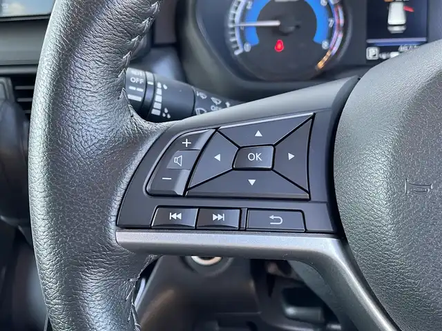 三菱 デリカミニ G プレミアム 岩手県 2023(令5)年 0.5万km アメジストブラック 4WD/ルーフレール/社外ディスプレイオーディオ/バックカメラ/アラウンドビューモニター/ETC2.0/アダプティブクルーズコントロール/両側パワースライドドア/前席シートヒーター/ステアリングヒーター/純正15インチアルミホイール/コーナーセンサー/取扱説明書/保証書/スペアキー1本