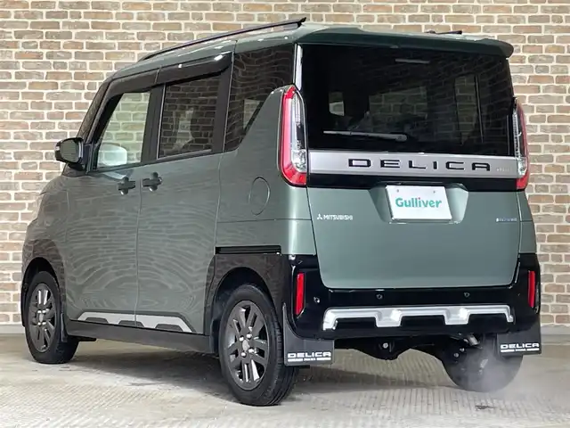 三菱 デリカミニ G プレミアム 岩手県 2023(令5)年 0.5万km アメジストブラック 4WD/ルーフレール/社外ディスプレイオーディオ/バックカメラ/アラウンドビューモニター/ETC2.0/アダプティブクルーズコントロール/両側パワースライドドア/前席シートヒーター/ステアリングヒーター/純正15インチアルミホイール/コーナーセンサー/取扱説明書/保証書/スペアキー1本