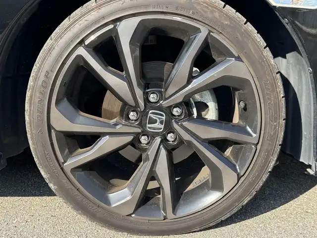 ホンダ シビック ハッチバック 兵庫県 2019(平31)年 3.6万km 黒 ホンダセンシング/社外ナビ/フルセグTV/バックカメラ/ETC/純正18インチアルミホイール/LEDヘッドライト/パドルシフト/シートヒーター/クルーズコントロール/ステアリングリモコン/スマートキー/プッシュスタート/ドアバイザー