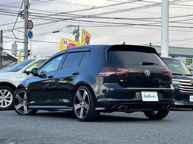 フォルクスワーゲン ゴルフ Ｒ 愛知県 2017(平29)年 12.8万km 黒 /禁煙//純正ナビ/AUX/BT/TV/CD/DVD//黒本革シート/前席シートヒーター//ACC/衝突軽減システム/BSM//バックカメラ//クリアランスソナー//照明付バニティミラー//ハーフレザーシート//横滑り防止システム//革巻きステアリング/ステアリングスイッチ//LEDヘッドライト/フォグ//電動パーキングブレーキ//オートホールド//純正18インチAW//純正フロアマット/ドアバイザー//保証書/取扱説明書
