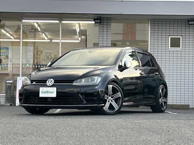 フォルクスワーゲン ゴルフ Ｒ 愛知県 2017(平29)年 12.8万km 黒 /禁煙//純正ナビ/AUX/BT/TV/CD/DVD//黒本革シート/前席シートヒーター//ACC/衝突軽減システム/BSM//バックカメラ//クリアランスソナー//照明付バニティミラー//ハーフレザーシート//横滑り防止システム//革巻きステアリング/ステアリングスイッチ//LEDヘッドライト/フォグ//電動パーキングブレーキ//オートホールド//純正18インチAW//純正フロアマット/ドアバイザー//保証書/取扱説明書