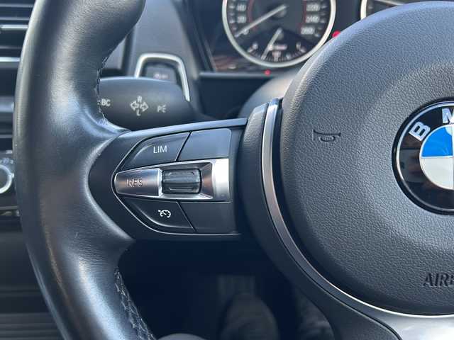 ＢＭＷ １１８ｄ Mスポーツ 鳥取県 2017(平29)年 8.2万km 黒 インテリジェントセーフティ/・衝突警告・被害軽減ブレーキ/車線逸脱警告/メーカーHDDナビ/・CD/DVD/Bluetooth/AUX/バックカメラ/スマートキー/プッシュスタート/・スマートキー2本あり/ミラー一体型ETC/前後ドライブレコーダー/BMW CLEAN DIESEL/LEDヘッドライト/オートライト/純正18AW/W&サイドエアバック/カーテンエアバック