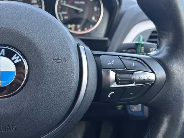 ＢＭＷ １１８ｄ Mスポーツ 鳥取県 2017(平29)年 8.2万km 黒 インテリジェントセーフティ/・衝突警告・被害軽減ブレーキ/車線逸脱警告/メーカーHDDナビ/・CD/DVD/Bluetooth/AUX/バックカメラ/スマートキー/プッシュスタート/・スマートキー2本あり/ミラー一体型ETC/前後ドライブレコーダー/BMW CLEAN DIESEL/LEDヘッドライト/オートライト/純正18AW/W&サイドエアバック/カーテンエアバック